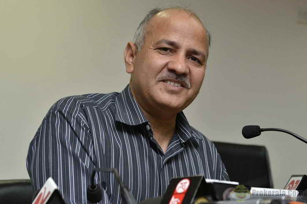 Assam CM Himanta Biswa Sarma's wife files Rs 100 crore defamation suit against Manish Sisodia over PPE kits issue