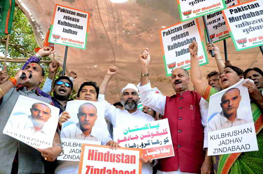 MERE PROTESTATIONS? Members of the BJP’s minorities wing protest at Azad Maidan in Jadhav’s hometown Mumbai demanding his release, UNI