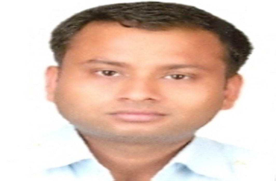 IAS officer found dead on Lucknow roadside