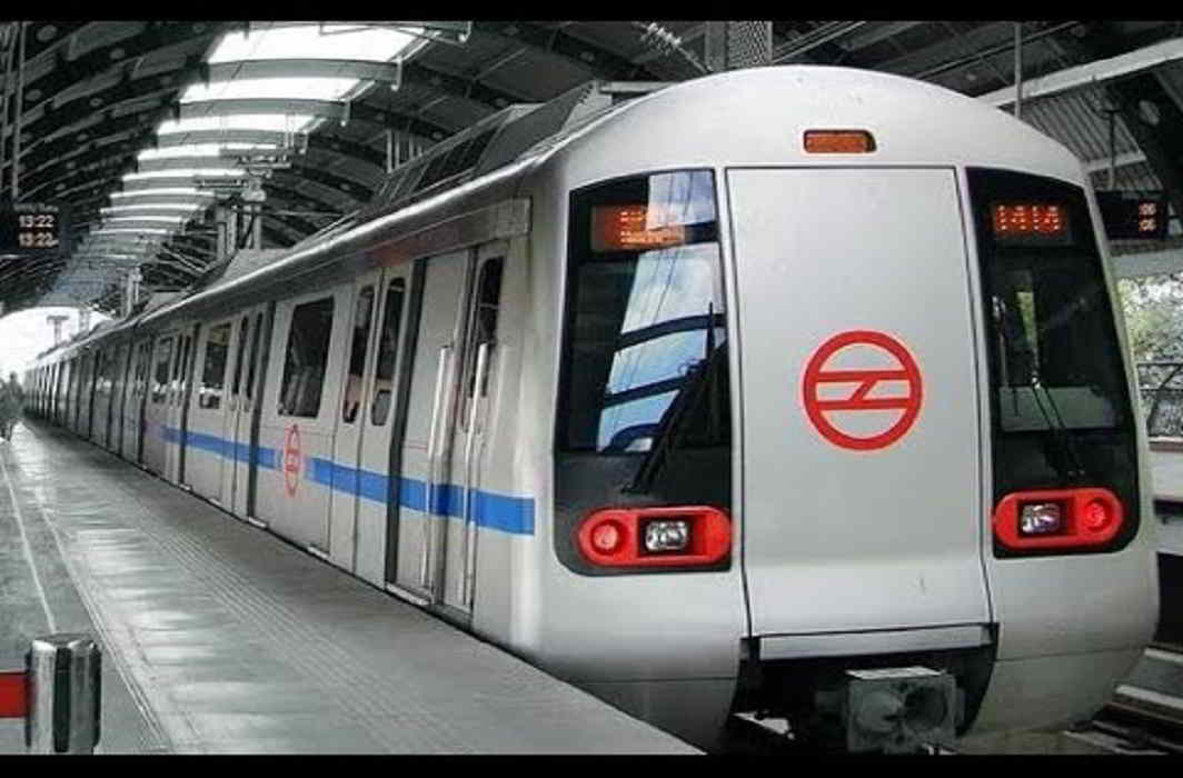 Delay in Delhi Metro blue line services