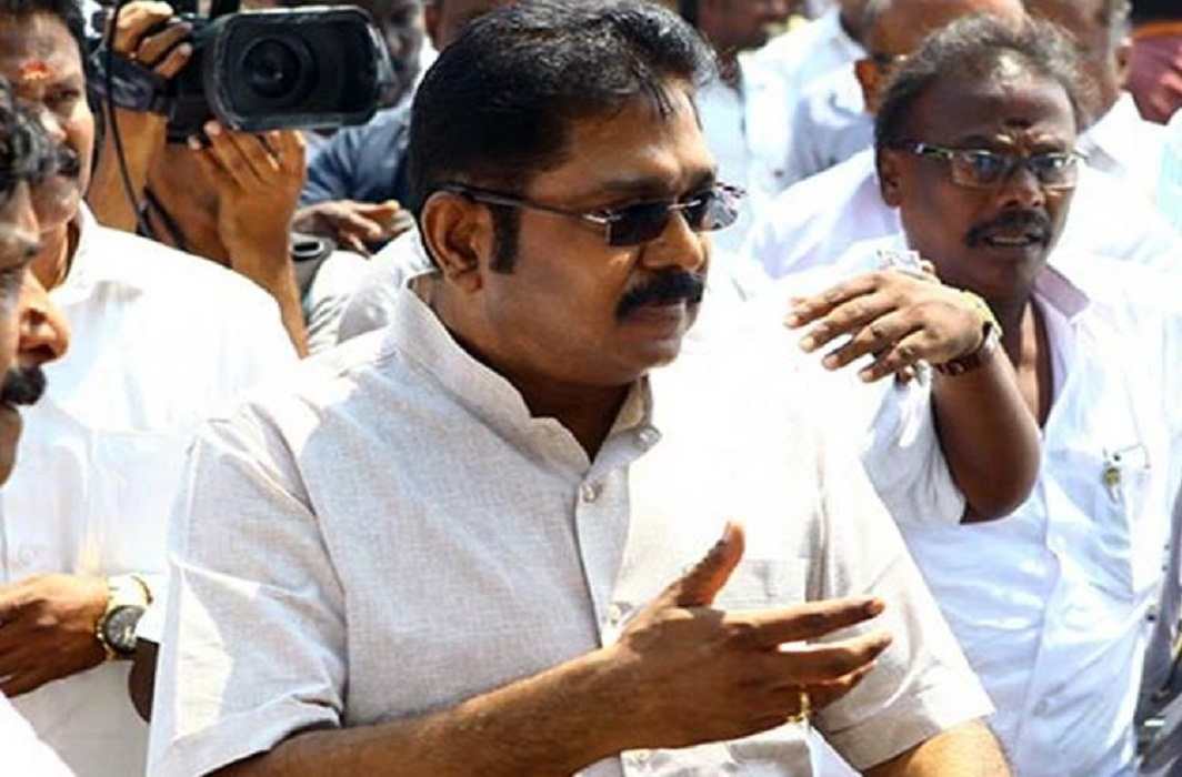 AIADMK leader TTV Dhinakaran, aide get bail in election panel bribery case