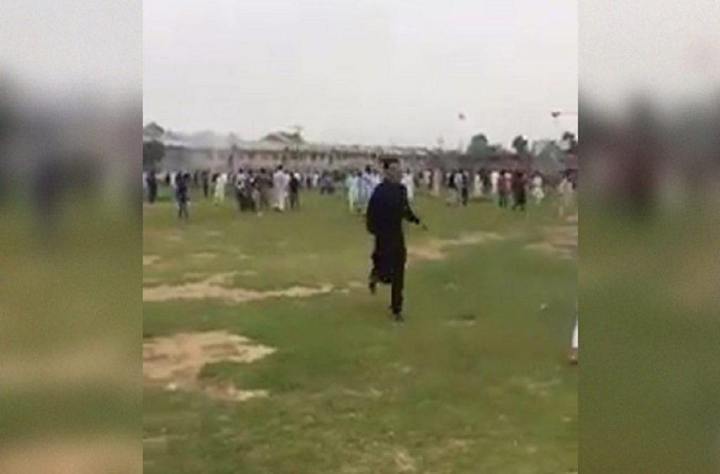 Jammu and Kashmir: Protesters clash with police on Eid