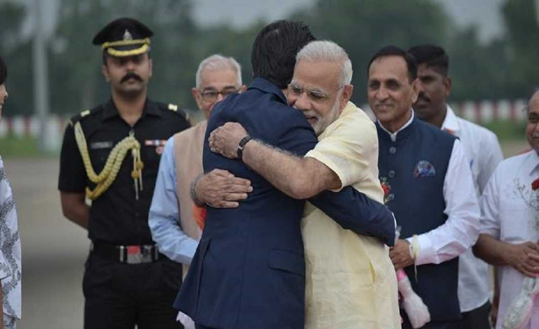 With High Speed Rail on card, PM Modi welcomes Japan PM Shinzo Abe in Ahmedabad