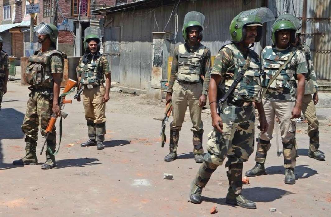 Four jawans martyred as Jaish militants storm CRPF camp in J&K’s Pulwana