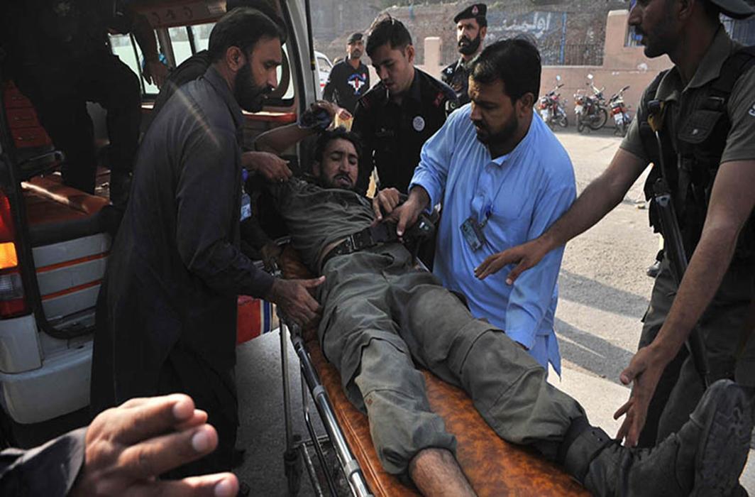 Dressed in burqas, Taliban terrorists enter Peshawar college, kill 11