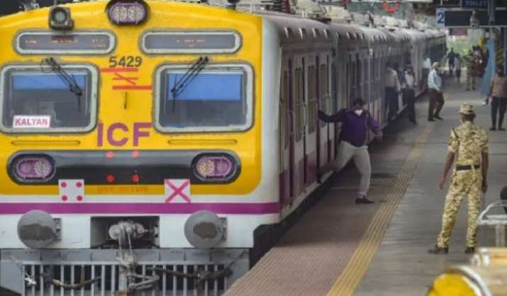 Mumbai local train