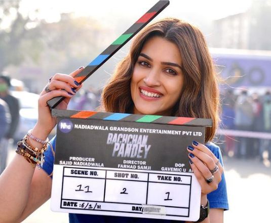 Kriti Sanon on bachchan Pandey set