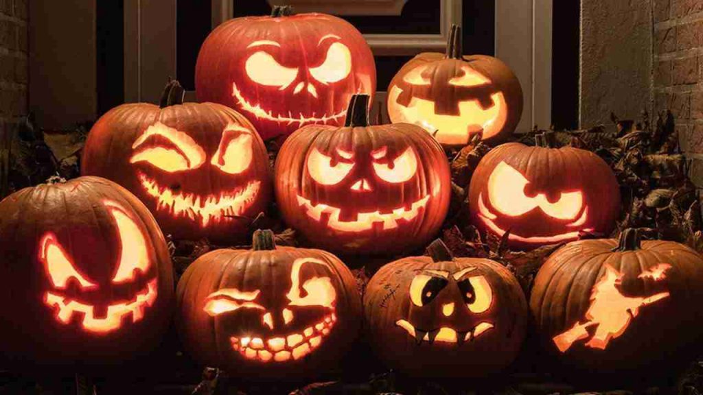 Happy Halloween 2021: Spooky wishes, quotes, greetings to share with your loved ones