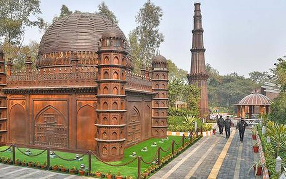 Kachre se Kanchan: Equipped with 755 facade lights, THIS place in Delhi lets you experience 21 iconic monuments made from electric poles, truck parts