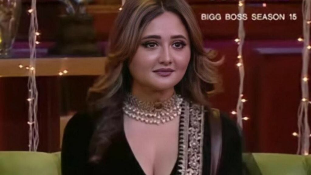 Bigg Boss 15 Grand Finale LIVE Updates: Rashami Desai eliminated, joins Salman Khan on stage