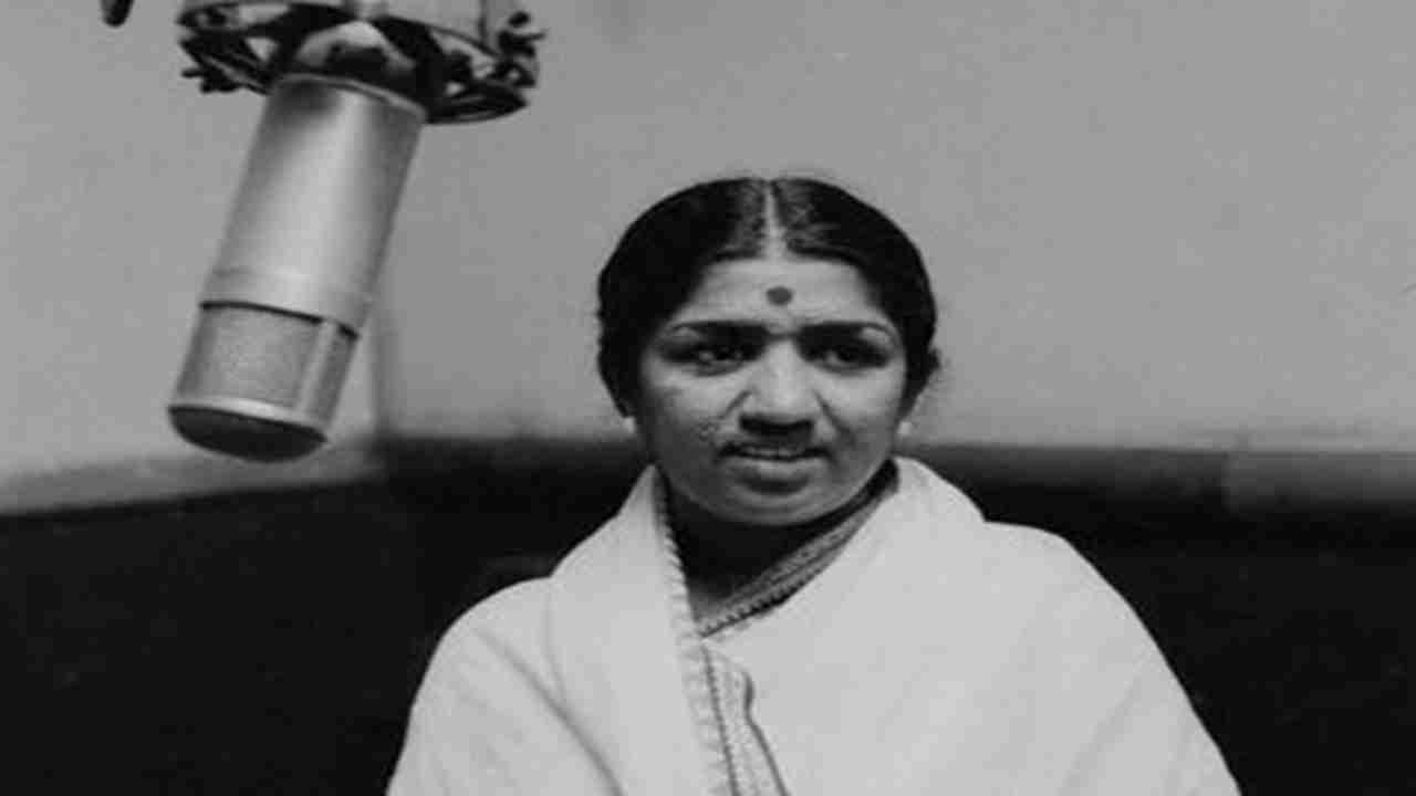 Legendary singer Lata Mangeshkar passes away at 92