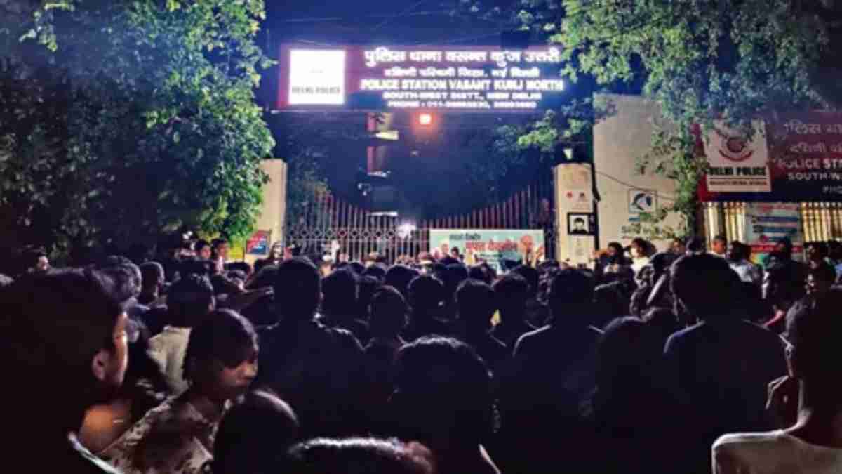 jnu Students clash