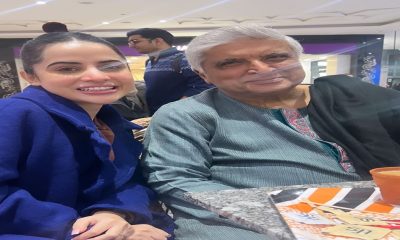 Finally met my grandfather today, says Uorfi Javed upon meeting Javed Akhtar, shares photo