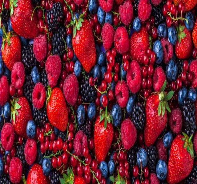 selection-of-berries-from-above (1)