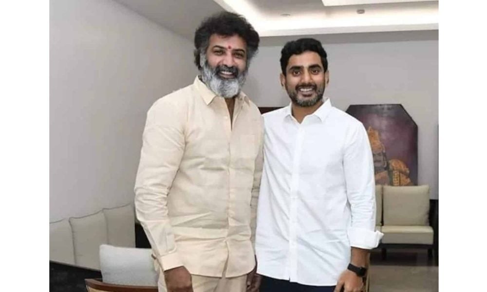 Telugu actor Taraka Ratna faints during TDP leader Nara Lokesh's padayatra in Andhra Pradesh's Chittoor