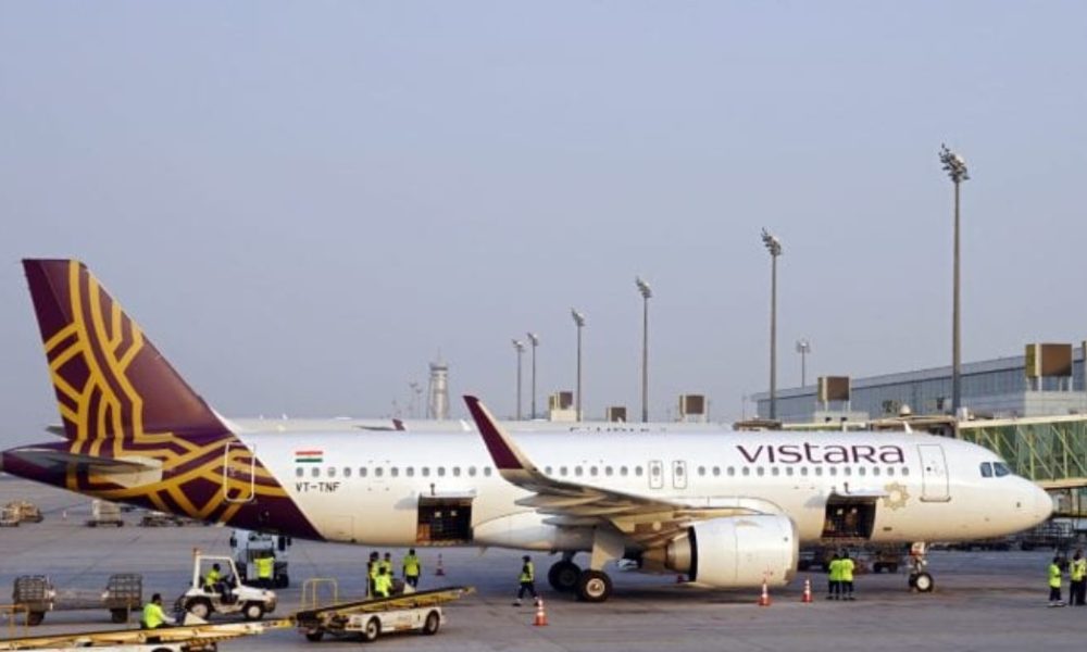 Drunk Italian wAbu Dhabi-Mumbai Vistara flight