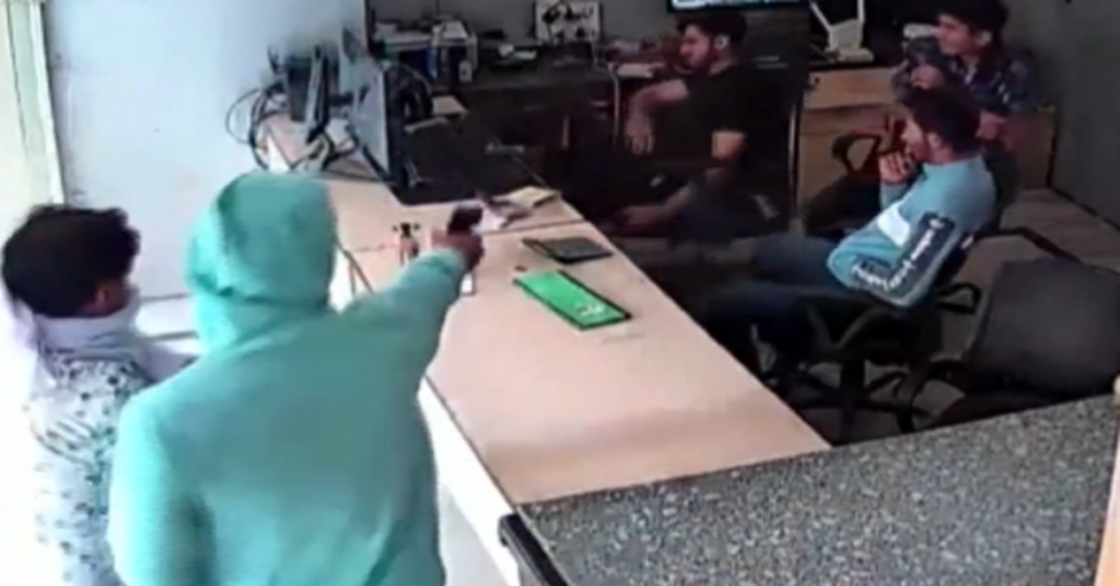 fire inside cable office in Delhi