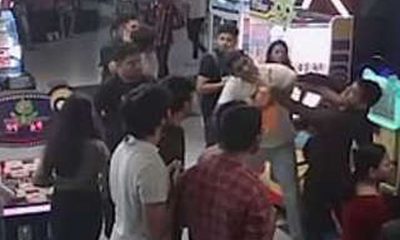 Couple thrashed in Indore mall