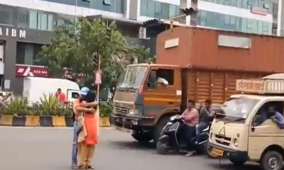 couple hugging in the middle of Pune road