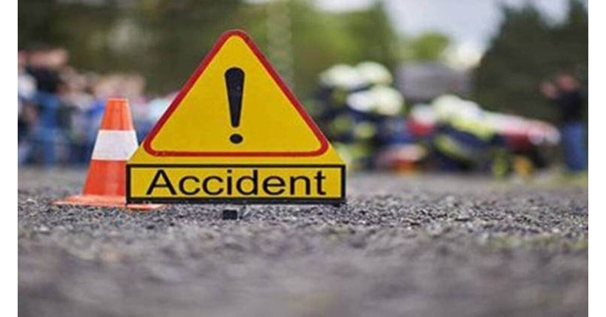 bus rams Mercedes car on Greater Noida Expressway