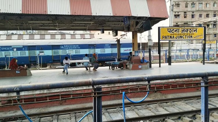 porn plays at Patna Railway Station