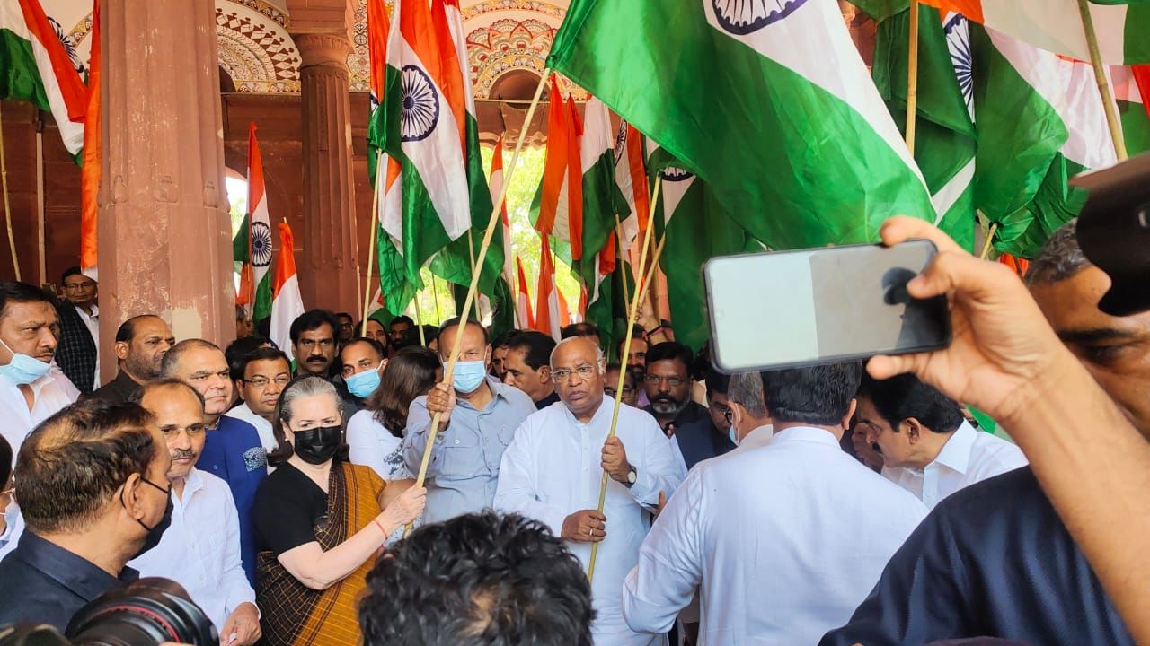 congress-tiranga-march