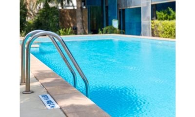 man dies in swimming pool