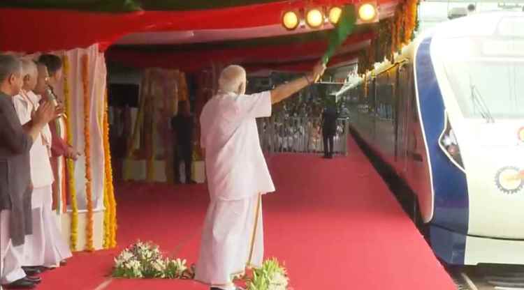 PM Modi flags off Kerala’s first Vande Bharat Express