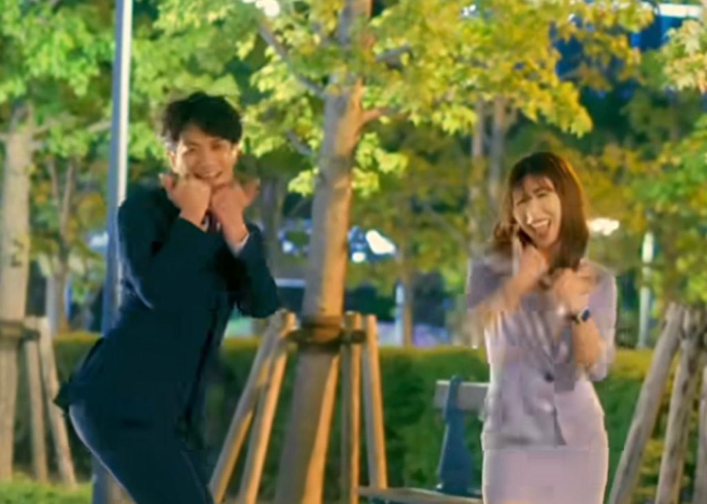 Japanese couple dance to Marathi song goes viral; Watch