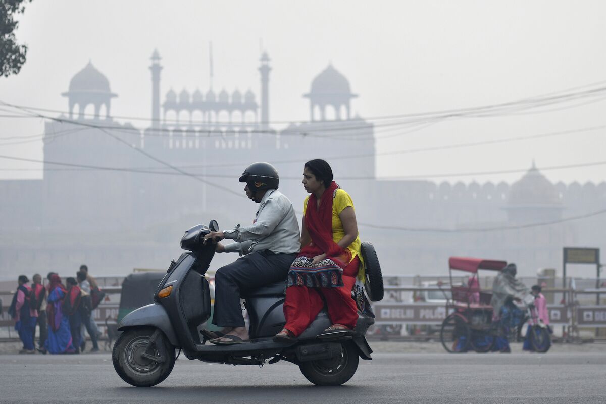 Bihar Man fined for not Wearing Seatbelt