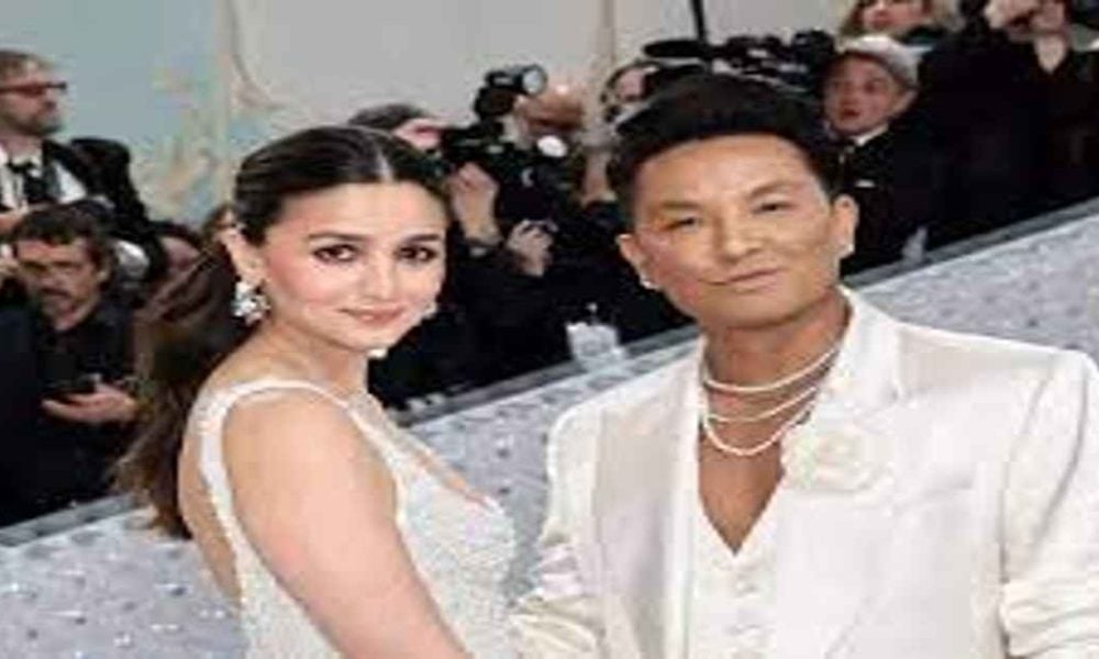 Prabal Gurung with Alia Bhatt at Met Gala 2023