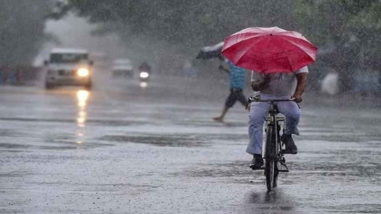 Mumbai welcomes monsoon mayhem