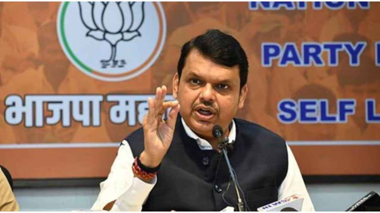 Devendra Fadnavis remarks over Ahmednagar procession increases communal tension in Maharashtra