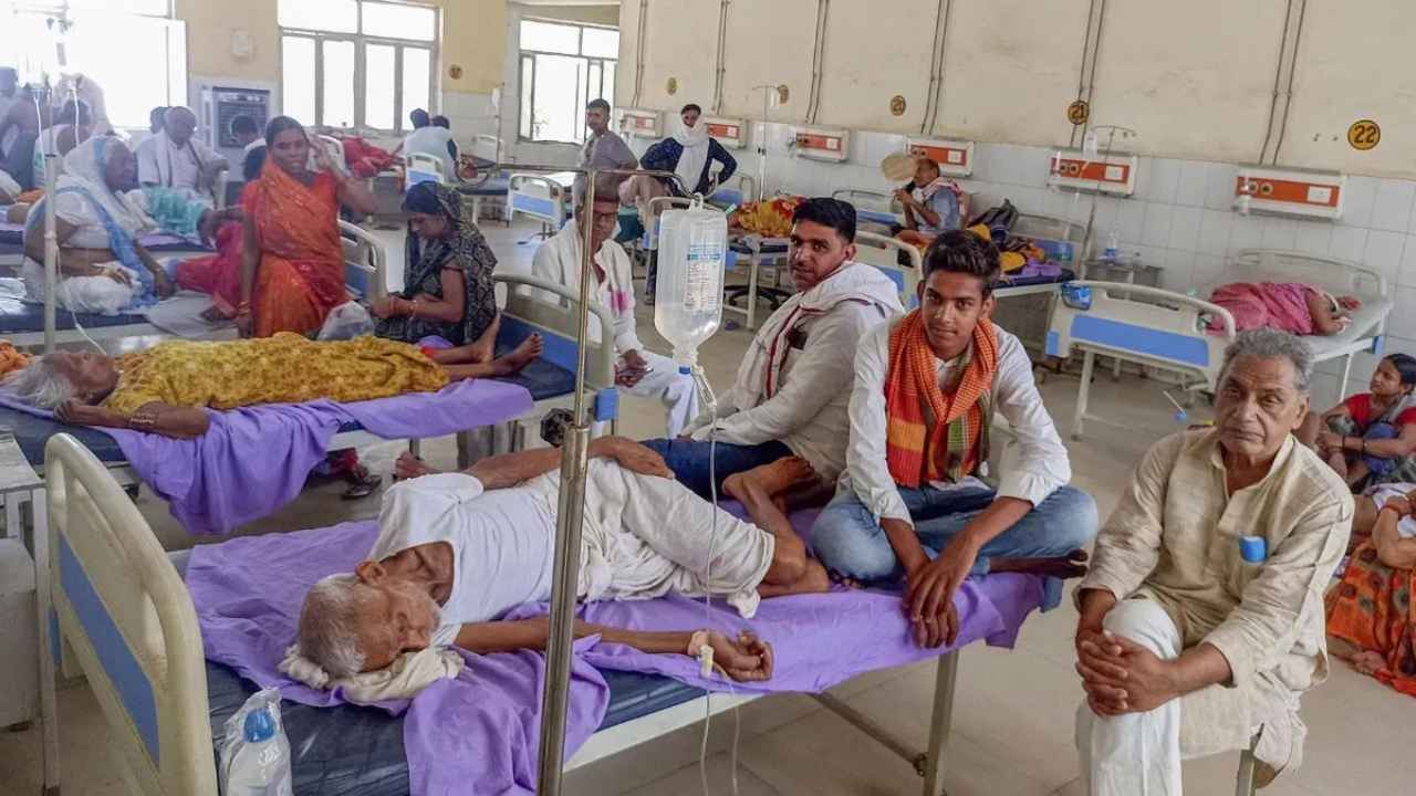 UP heatwave deaths touch 60: Uttar Pradesh health official says patients complained of chest pain, breathing difficulty, fever