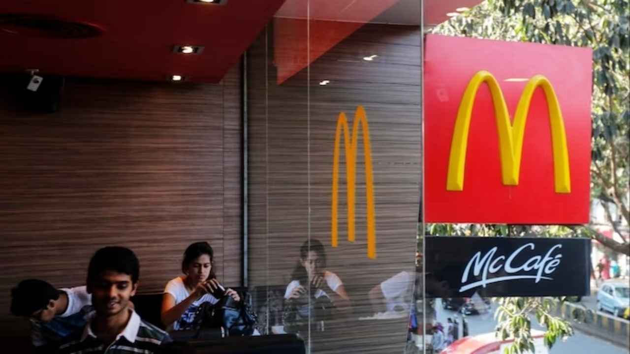 McDonalds removes tomatoes from wraps and burgers in India