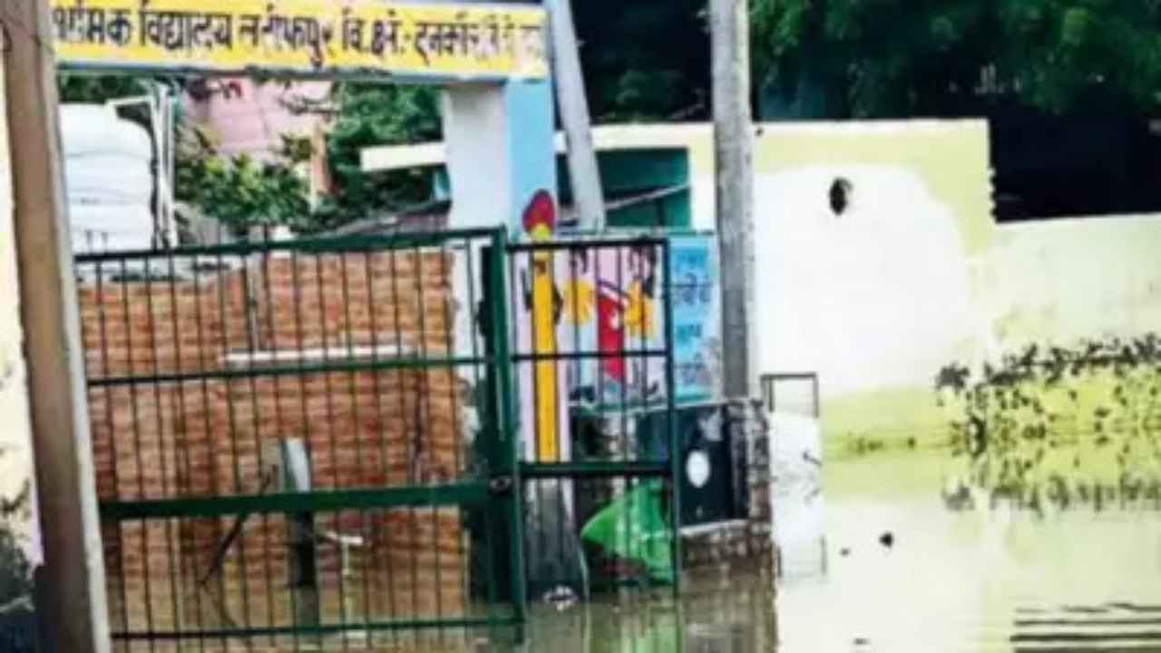 Noida: Government schools submerged under 5ft water, say impossible to reopen on Monday