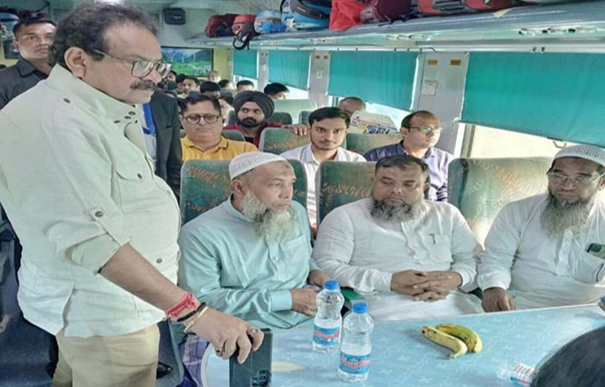 SP Singh Baghel comes to the aid of train passenger who fell sick on Gatimaan Express