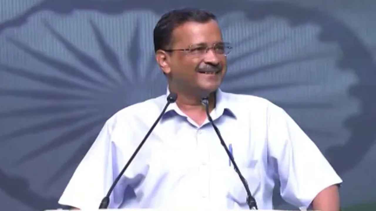 Happy Birthday Arvind Kejriwal: PM Modi wishes Delhi Chief Minister on his Birthday