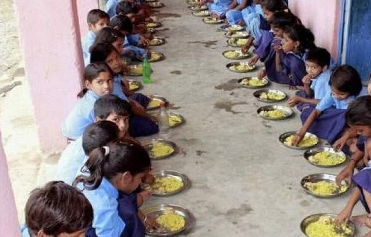 Bihar: 50 school students hospitalised after eating mid day meal, chameleon found in food