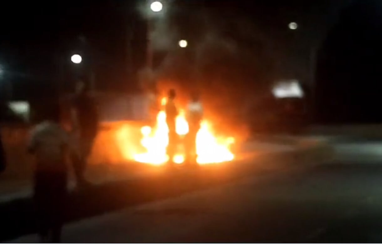 Watch: Moving car catches fire on Mumbra Bypass road in Thane