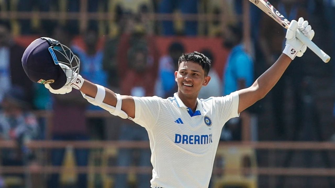 IND vs ENG: Yashasvi Jaiswal breaks Sunil Gavaskar's 45-year-old record, becomes second Indian batter to hit 700+runs in a series