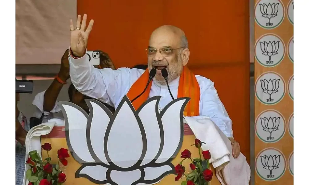 Amit Shah accuses Congress of preserving Article 370 for 70 years