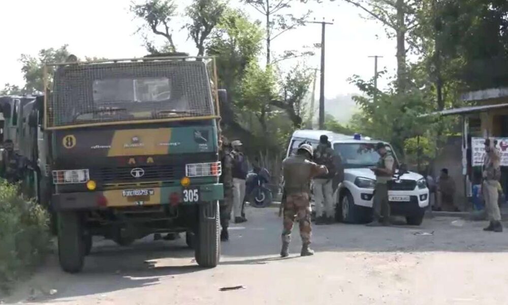 Terrorists attack Army vehicle in Jammu and Kashmir's Kathua, 2 soldiers injured, search operation launched