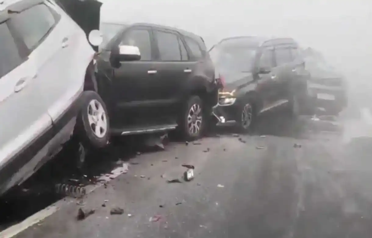 Uttar Pradesh: Two bikers killed, dozens injured after vehicles pile-up due to low visibility