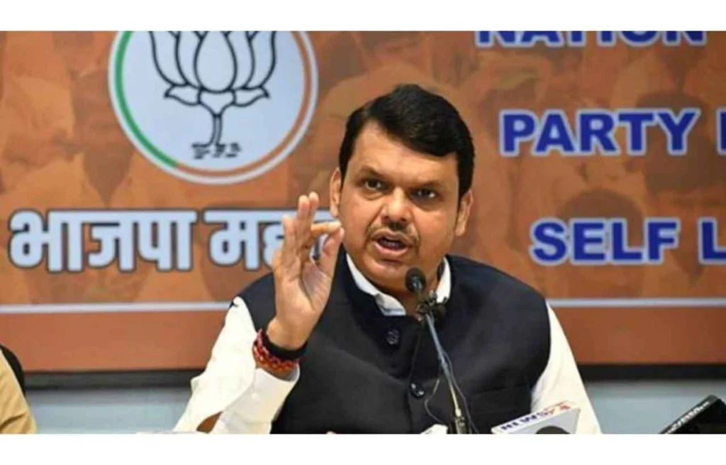 Mumbai police tighten security after CM Fadnavis’ office receives a threat