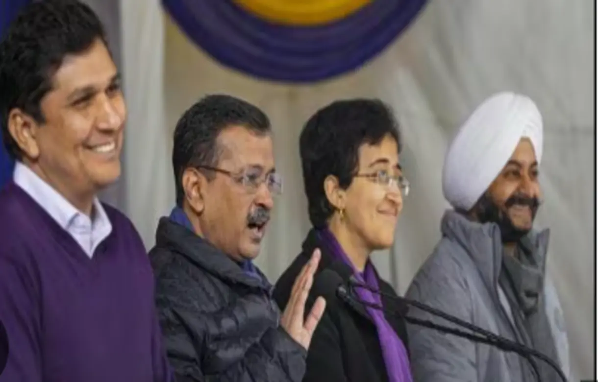 Delhi elections: Arvind Kejriwal announces Rs 18,000 monthly honorarium to Hindu, Sikh priests