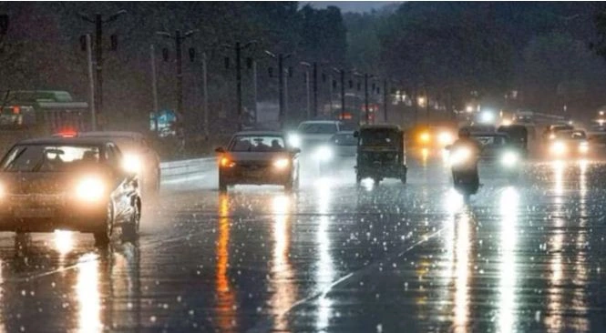 Delhi streets during heavy December rainfall breaking a 101-year record