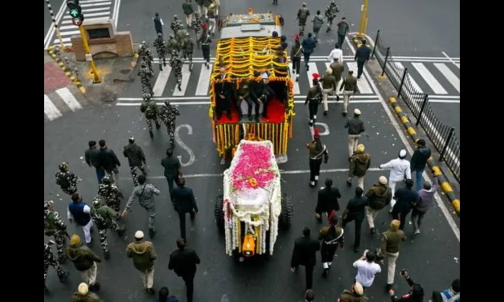 manmohan singh’s funeral held with state honors at nigambodh ghat, delhi