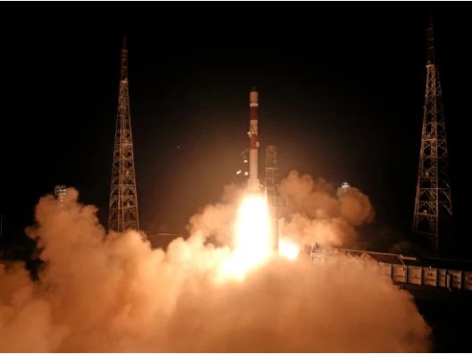 ISRO SpaDeX mission demonstrating satellite docking for India’s space station