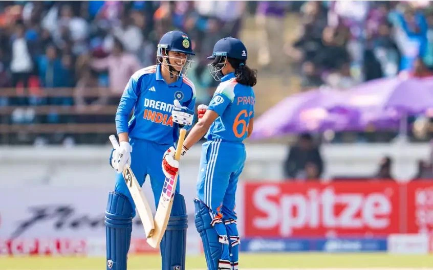 Indian Women cricketers celebrate after a dominant victory over Ireland in the 3rd ODI.